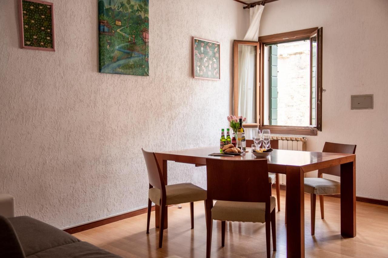 Bricola Biennale Apartments เวนิส ภายนอก รูปภาพ