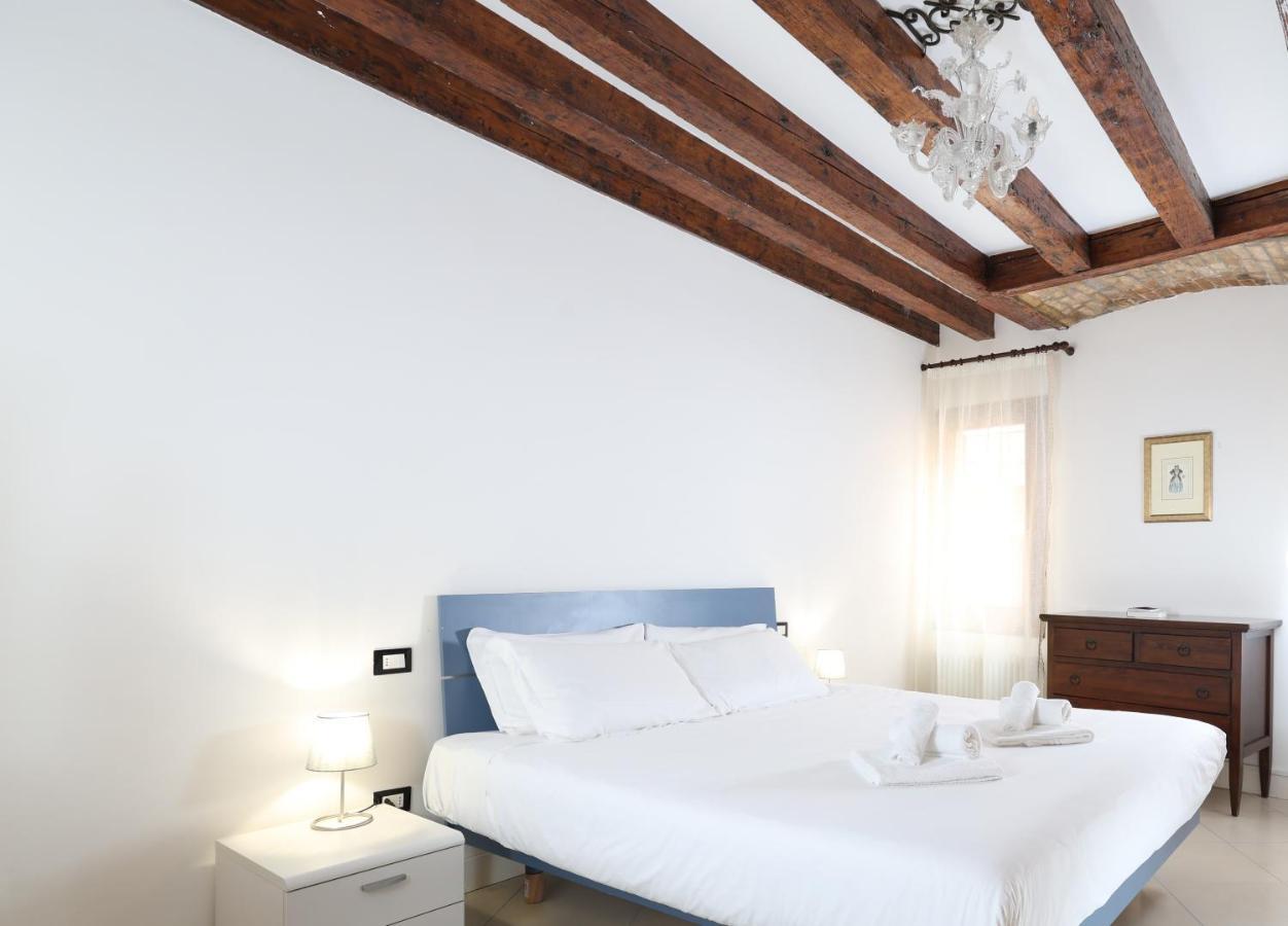 Bricola Biennale Apartments เวนิส ภายนอก รูปภาพ